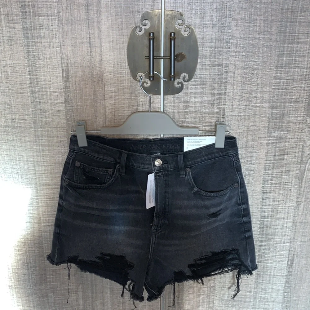 American Eagle‎ Highest Rise 90’s Boyfriend Short